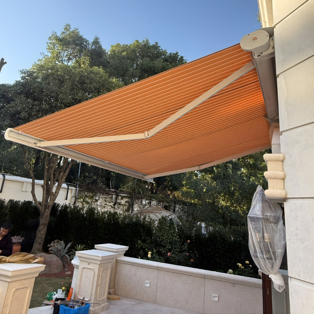 Retractable Awning